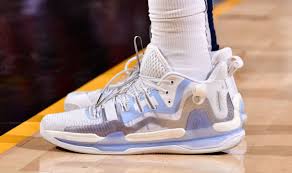 Kawhi leonard's shoe game has always been quietly awesome. Owoqvqp6ggersm