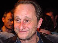 Le monologue de césar (alain delon) tout en clin d'oeil et autodérision. Asterix Aux Jeux Olympiques Film Wikipedia