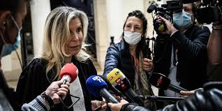 Valérie bacot raconte les insultes et les brimades qu'elle a endurées. Tt7jnyfr3qd87m