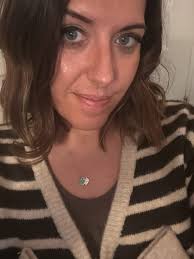 ILYSM @sandra.shealy remember when we were both brunettes, then blondes? 😜