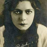 Stage actress Kitty Gordon (SAYRE 2845)