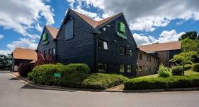 Festive Dinner at Holiday Inn Maidstone - Sevenoaks