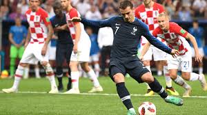 Antoine griezmann finishes off a stunning 33 pass move with a sweet volley against real sociedad. Weltmeister Antoine Griezmann Verrat Seinen Elfmeter Trick Goal Com