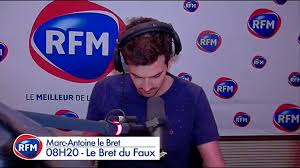 À partir de 2011, il devient plus familier du grand public grâce à ses chroniques radiophoniques et/ou télévisuelles sur france 2. Marc Antoine Le Bret Imite Unai Emery Le Nouvel Entraineur Du Psg Video Dailymotion