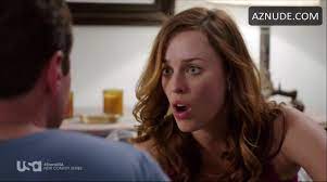 Jessica McNamee Underwear hot fragment in Sirens - UPSKIRT.TV