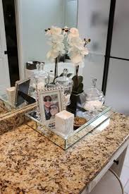 Badezimmer design ideen für ein offenes bad mit hohen ansprüchen. Badezimmer Deko Bader Ideen Weise Blume Accessoires Kerze Foto Diy Bathroom Decor Bathroom Decor Bathroom Spa