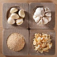 Make Your Own Dried Garlic In 2020 Homemade Spices Garlic Powder Dehydrator Recipes