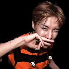 Sara Garay (@SaraGar16431317)