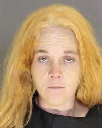 Nicole Cutter's Instagram, Twitter & Facebook