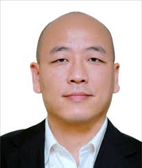 Learn about the Mentors helping entrepreneurs in our program