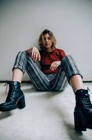 Woman Sitting On Floor Posing Photo Free Apparel Image On Unsplash Fashion Model Pictures Girl Photography Poses Sitting Pose Reference