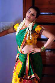 Latest photo galleries of india.com photogallery Hot Indian Girls Saree Cleavage Expert 150k On Twitter Super Soft Sexxxy Thighs Https T Co Ek98gil4qp A Saree Sometimes Spelled Sari Or Shari Is An Article Of Clothing Originating