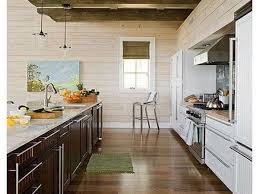 Evlerin en işlevsel ve çoğu zaman en çok zaman geçirilen alanlarından birisi mutfaklardır. Uzun Dar Mutfak Dekorasyonu Nasil Olmalidir 2021 Dekorcenneti Com