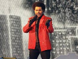I'm shocked at how bad the weeknd was @theweeknd killed it at the @superbowl halftime show. O 5k1jz 5hcqpm