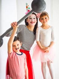 Kostum Idee Fur Die Ganze Familie Mal Einfach Selber Machen Zirkus Verkleidung Mit Zweitleben In 2020 Halloween Kostume Kinder Clown Kostum Kinder Kinder Kostum