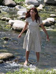 El interés despertado por una escena lésbica de eva longoria con la actriz mexicana kate del castillo ha contaminado el estreno en estados unidos de la comedia without men, una fábula que plantea cómo sería una sociedad formada solo por mujeres. Without Men Photos Without Men Picture Gallery Famousfix