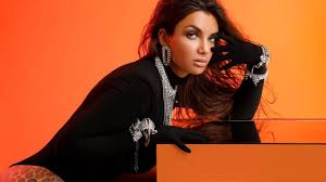 My new single #pistolero is out now!!. Elettra Lamborghini La Regina Del Twerking Ma Non Della Musica Lascimmiapensa Com