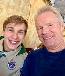 Ethan Cornelius's Instagram, Twitter & Facebook