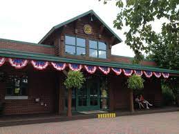 A Trip To This Epic Ice Cream Factory In Georgia Will Make You Feel Like A Kid Again Ice Cream Factory Mayfield Dairy Georgia