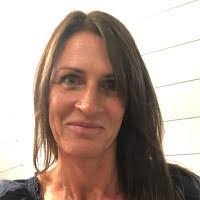 Kim Olsen's Instagram, Twitter & Facebook