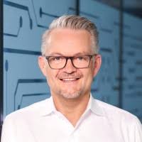 200+ Profile mit dem Suchbegriff „Róger“