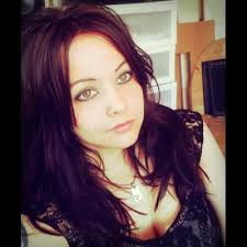 Sångerska söker vettiga musiker