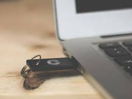 Öte yandan soğuk bir cüzdan tamamen çevrimdışı olarak çalışan cüzdanlara verilen özel bir isimdir ve bunu bağlantı olmadan internet bağlantısına gerek duymadan yapan bir. 2019 Un En Iyi Uc Donanim Cuzdani Cointurk