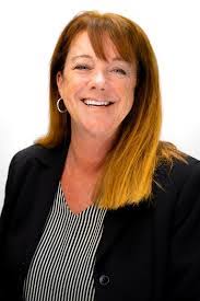 Kim Carmody's Instagram, Twitter & Facebook