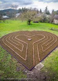 Labyrinths are similar to mazes, but mazes can have several paths whereas a labyrinth has only one single path. Building Labyrinths Discover Labyrinths