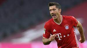 Jan aage fjortoft assesses how bayern munich will lineup without the injured robert lewandowski. Bundesliga Robert Lewandowski Spares Bayern Munich S Blushes Sports German Football And Major International Sports News Dw 04 10 2020