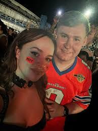 Darryl Mead's Instagram, Twitter & Facebook