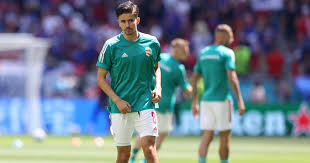 Nagy ádám már apukaként léphet pályára a portugálok és a franciák ellen az. Index Futball Europa Bajnoksag 2020 Nagy Adam En Inkabb Felig Uresen Latom Ezt A Poharat