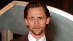 Tom has made a home in atlanta during lockdown and he is ­expecting to spend the rest of the year there. the source also claimed that hiddleston had fallen hard for ashton at the time. Tom Hiddleston Quotes About Marvel S Loki Being Gender Fluid