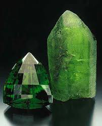 Crystals And Gemstones Crystalinks Mineral Stone Crystals And Gemstones Minerals And Gemstones