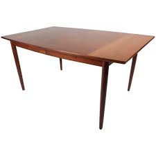 Shop drexel furniture at lenoir empire furniture, the finest resource for dining room, bedroom, living room, home office, & much more. Mid Century Modern Walnut Dining Table By Drexel For Sale At 1stdibs