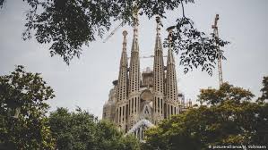 Familia, latin designation of the family taxonomic rank. Bauarbeiten An Sagrada Familia Erstmals Legal Aktuell Europa Dw 09 06 2019