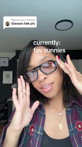 Replying to @mia my current favs right now — @elisajohnson.co Jane MINI in  Gloss 🖤😍 #sunglasses #fashioninspo