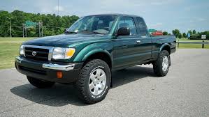 That doesn't necessarily mean you're going to get burned the moment you hand over your cash though, and there are definitely some hidden gems out there. 2000 Toyota Tacoma Davis Autosports
