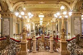 Get To Know Budapest S History Through Its Oldest Restaurants Cafe New York Budapest Old School Restaurant