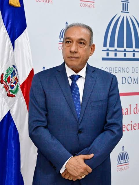 Director del CONAPE abandona entrevista de N Investiga