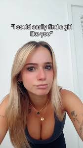 Kaitlyn Deem's Instagram, Twitter & Facebook