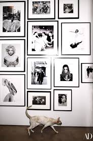 Black And White Gallery Wall Set Go Inside Michael Kors And Lance Lepere S Nyc Apartment Black And White Photo Wall Black And White Picture Wall Gallery Wall Inspiration