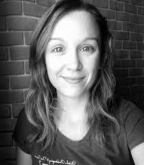 Amanda Degarmo's Instagram, Twitter & Facebook