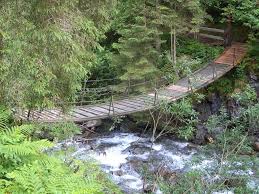 Antikhof Mit Heubett Tuxer Alpen Der Kolsassberger Hangebruckenweg Karwendel Alpen Haus