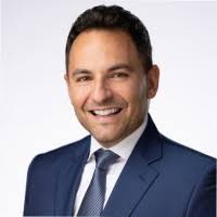 800+ "Stroia" profiles