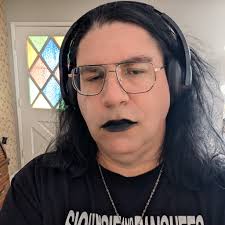 Introduction and struggles with self acceptance