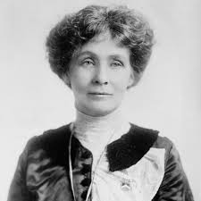 The heritage of Newland Park makes it a remarkable and unique place to be  able to call home. In 1910 the estate was inherited by Henry Devenish  Harben who turned it into