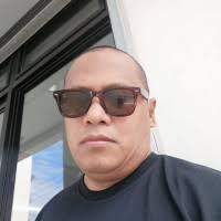 100+ perfiles de «Bates»