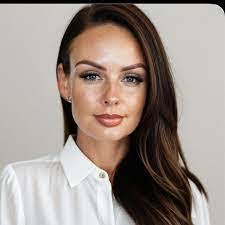 Jade Howcroft's Instagram, Twitter & Facebook