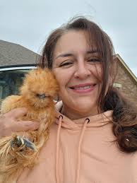 Ok! This is epic! 🙌😂 🥰 🐓 The Christmas CHICKEN BL0W-UP!! Oh my gosh it  even comes with a Hen! 🤣 🔗⬇️